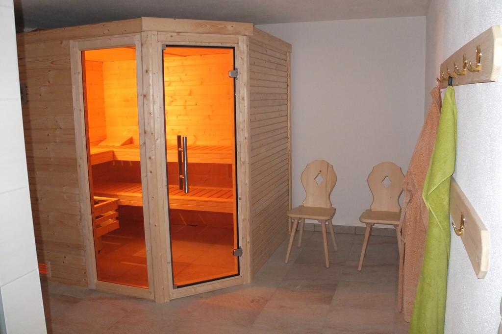 Penthousewohnung Mit Garten Sauna Pool Майсхофен Номер фото